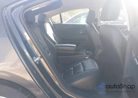 2015 Chevrolet Volt z USA, uszkodzony, nr VIN 1G1RB6E44FU113461